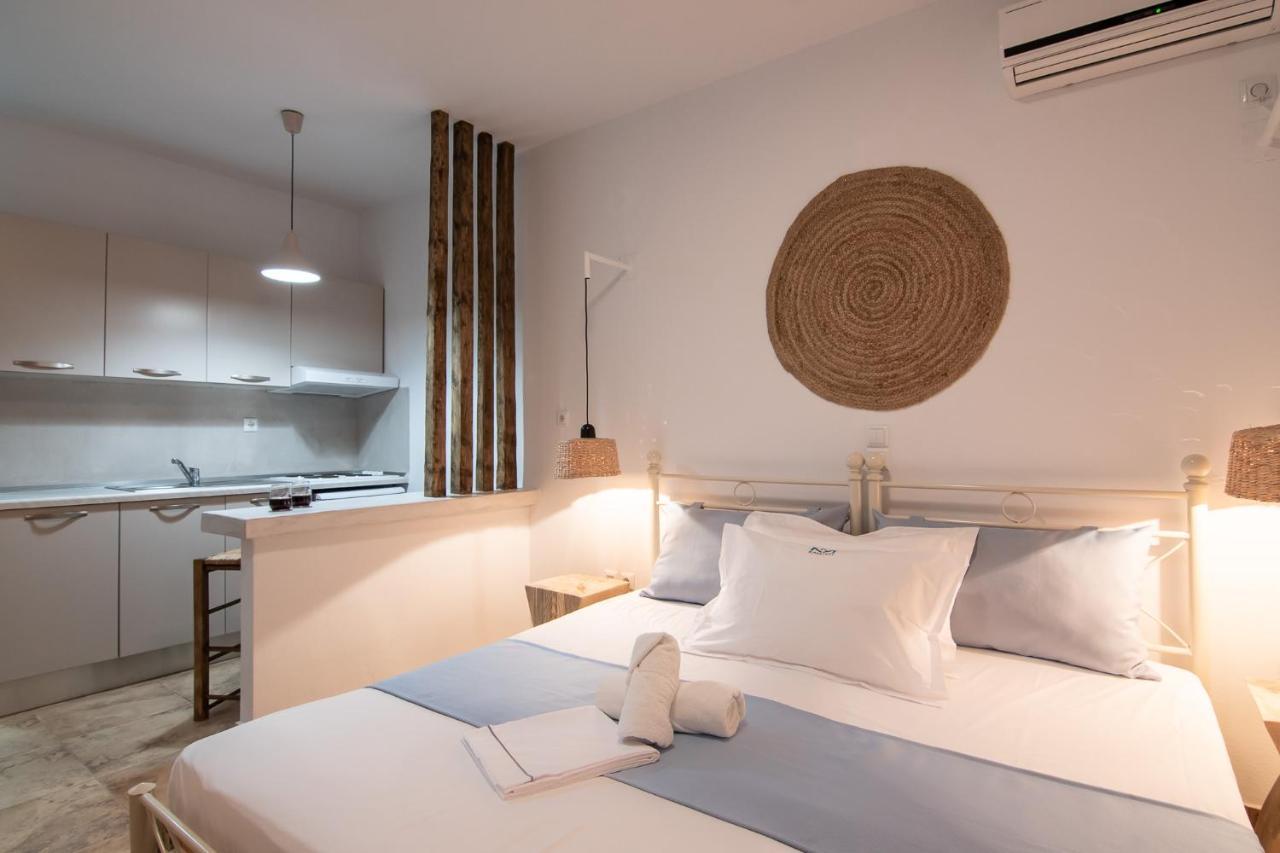 Kallisti Studios & Apartments Скирос Экстерьер фото