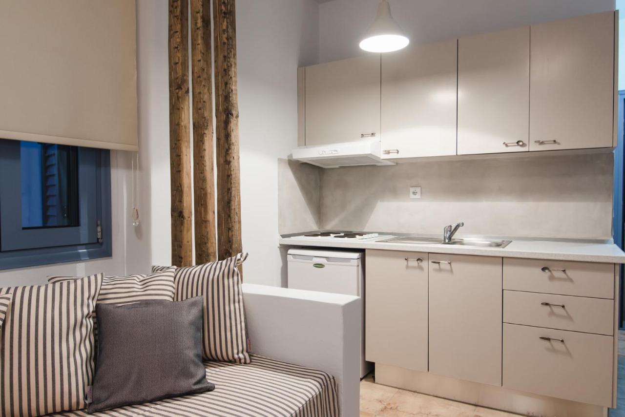 Kallisti Studios & Apartments Скирос Экстерьер фото